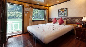 Honeymoon Suite