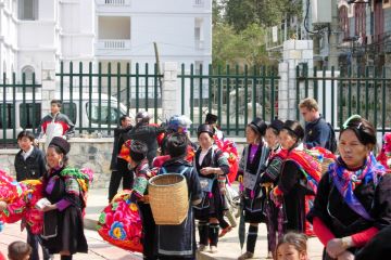 Bac Ha- Sapa 3 Night 2 Days By Bus