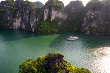 960-halong-bay-view-1539935093