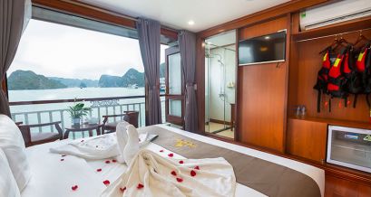 Deluxe cabin