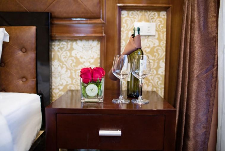 Camellia-cruise-3